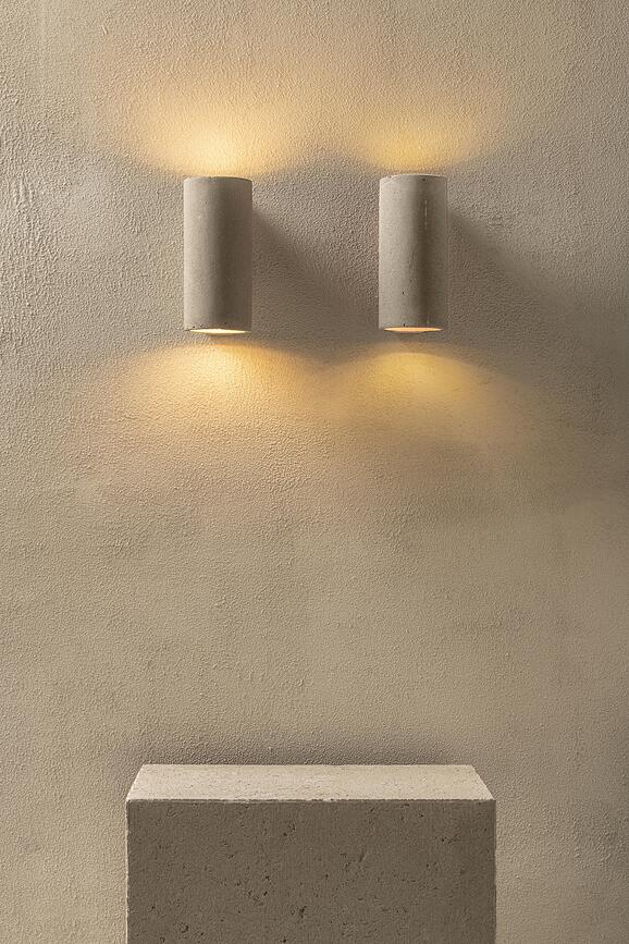 Primary Shape °3 Lampa zidna siva