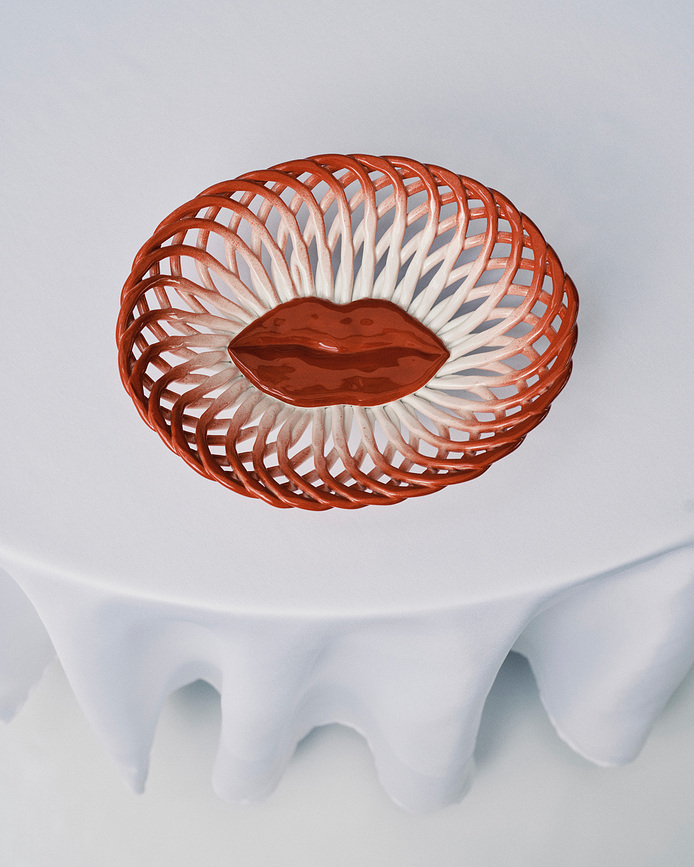 Salvador Καλάθι Ψωμιού, κόκκινο