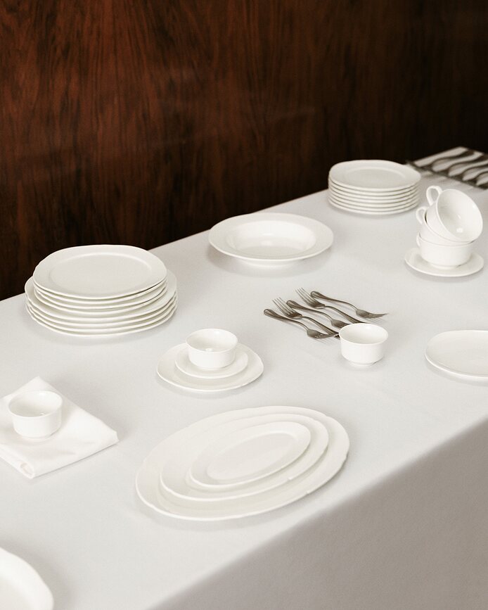 Silhouette Plats ovales 30 cm, blancs, lot de 4