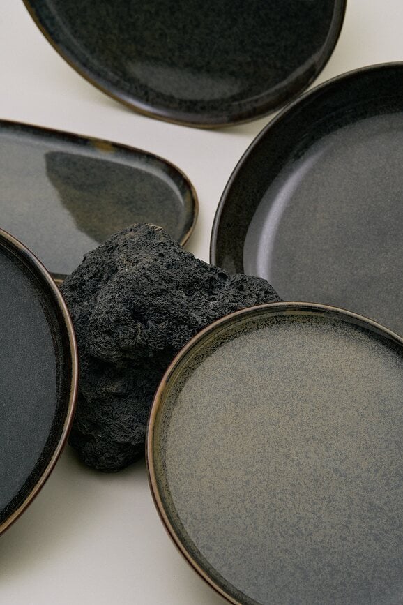 Surface Assiettes Plates 27 cm, noir et gris, Lot de 4