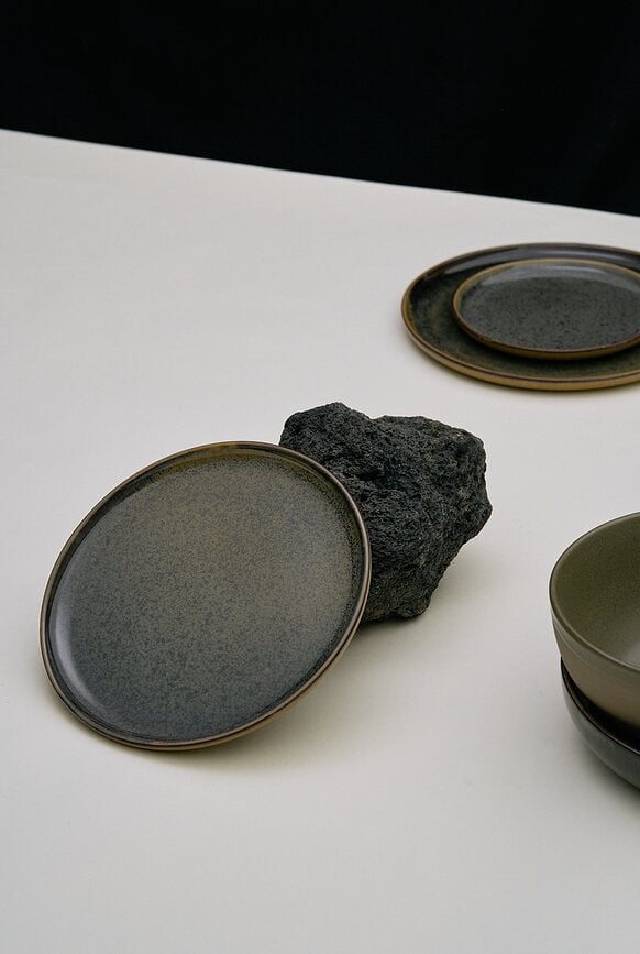 Surface Krožniki za glavno jed, 24 cm, črno-sivi, 4 kosi