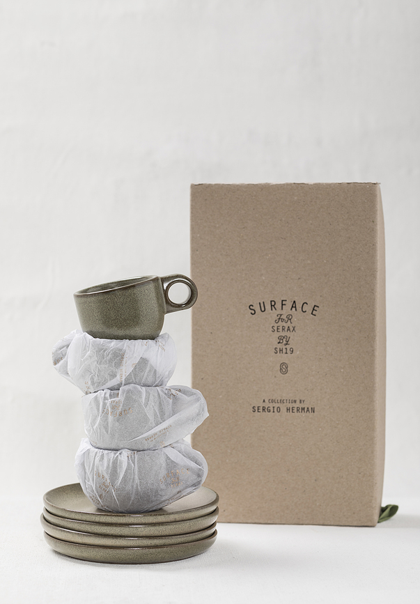 Surface Skodelica za kapučino s podstavkom, 230 ml, črno-siva, 2 kosa