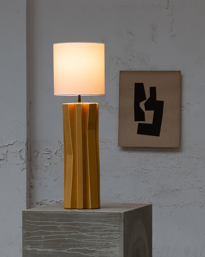 Yucca n°3 Svetilka namizna, črna