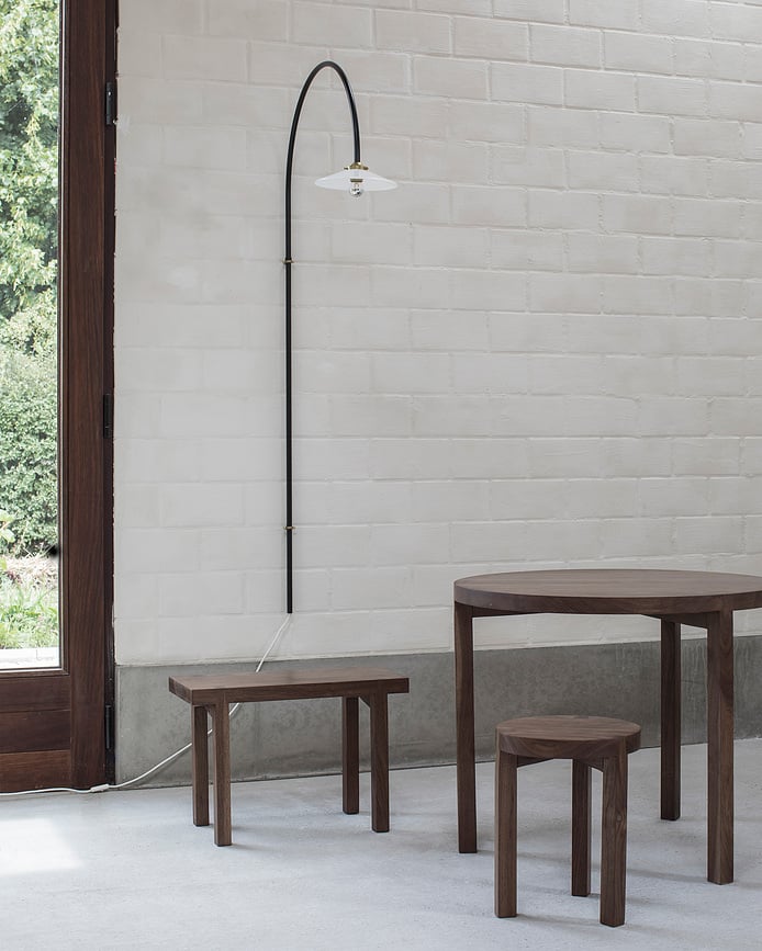 Lampa ścienna N°2 180 cm niebieska