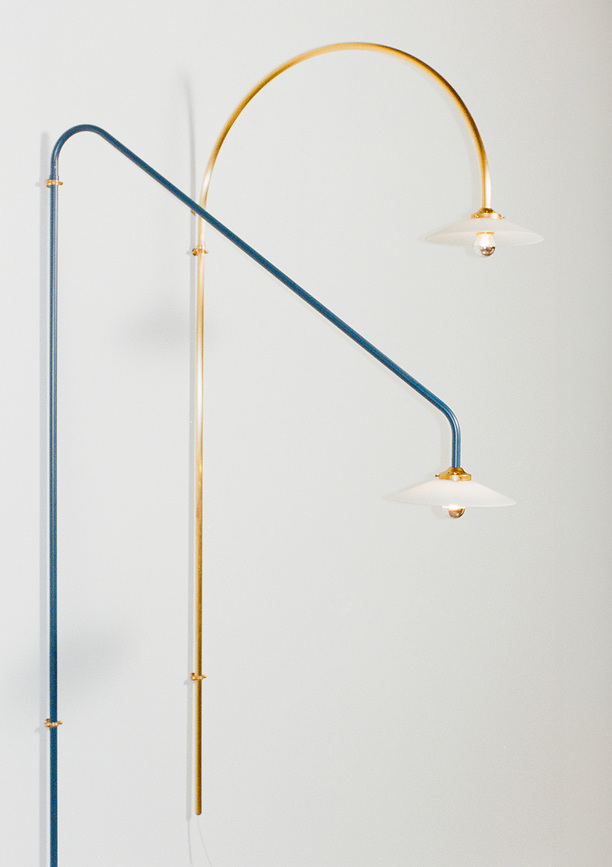Nástěnná lampa N°4, 180 cm, černá