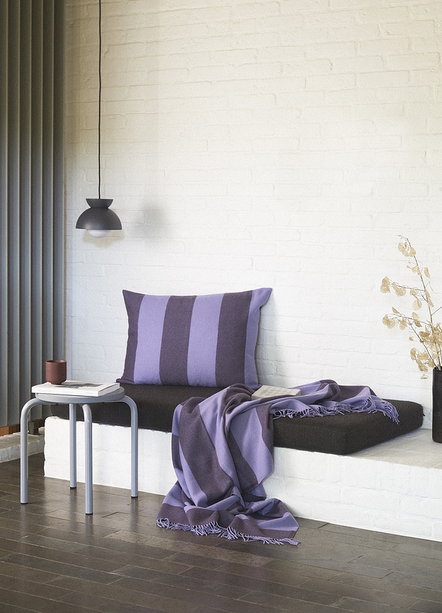 The Sweater Polychrome Bedspread 130 x 190 cm violet