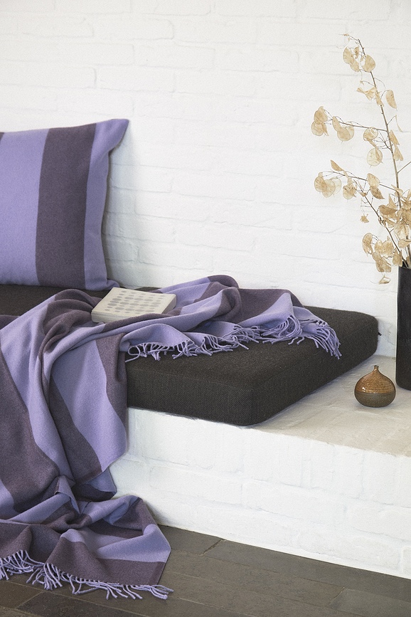 The Sweater Polychrome Bedspread 130 x 190 cm violet