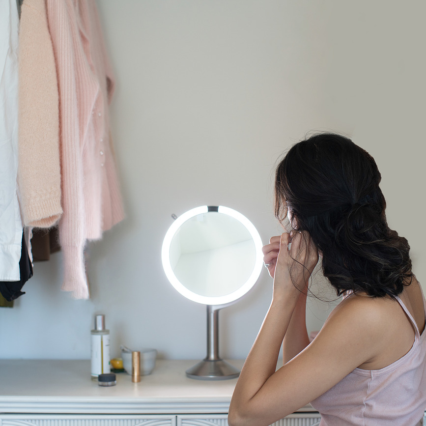 Espejo con sensor Trio, oro rosa