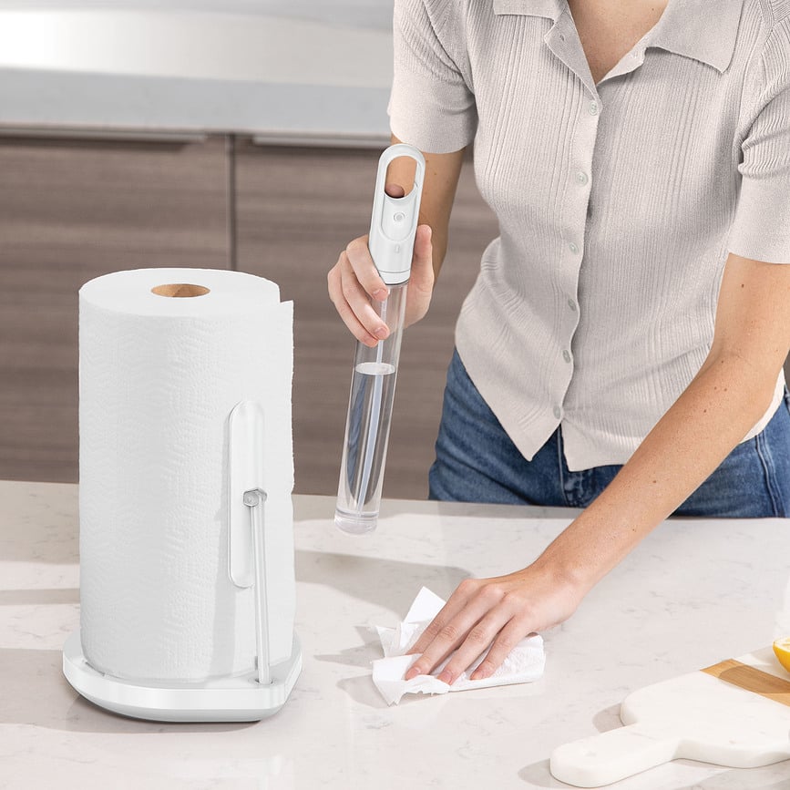 Portarrollos de Cocina con Pulverizador Integrado Simplehuman, blanco