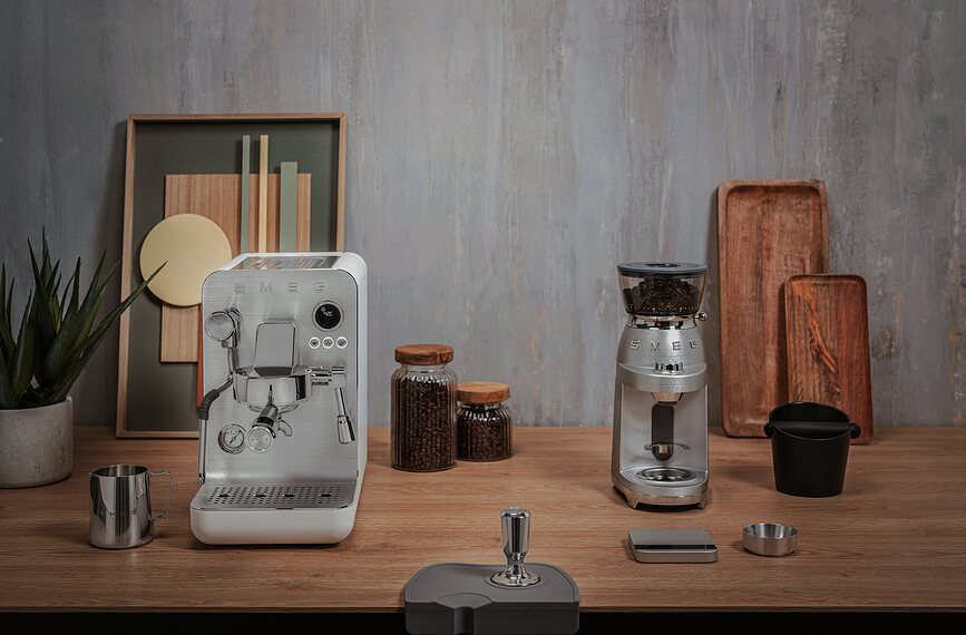 50's Style Električni mlinček za kavo, aluminijast