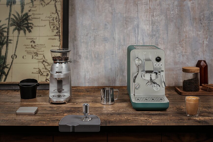 50's Style Električni mlinček za kavo, aluminijast