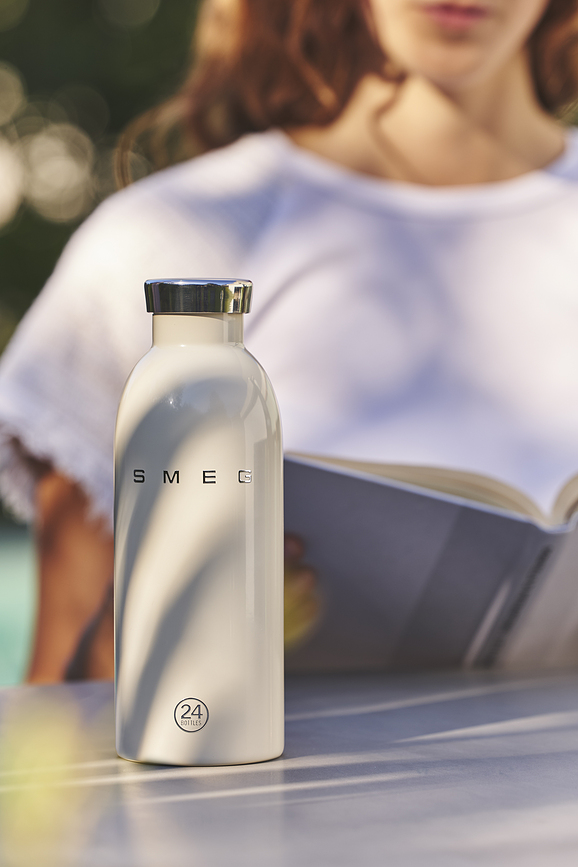 Botella térmica Smeg x 24Bottles 500 ml, crema