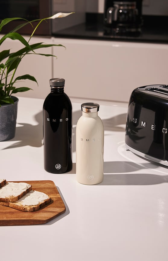 Botella térmica Smeg x 24Bottles 500 ml, crema