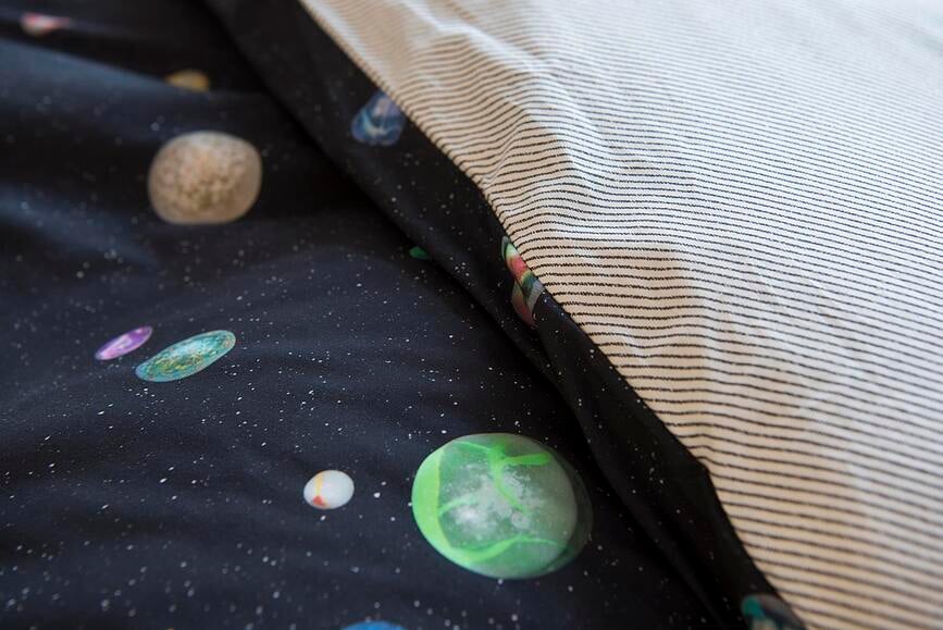 Marble Universe Posteljnina, 135 x 200 cm