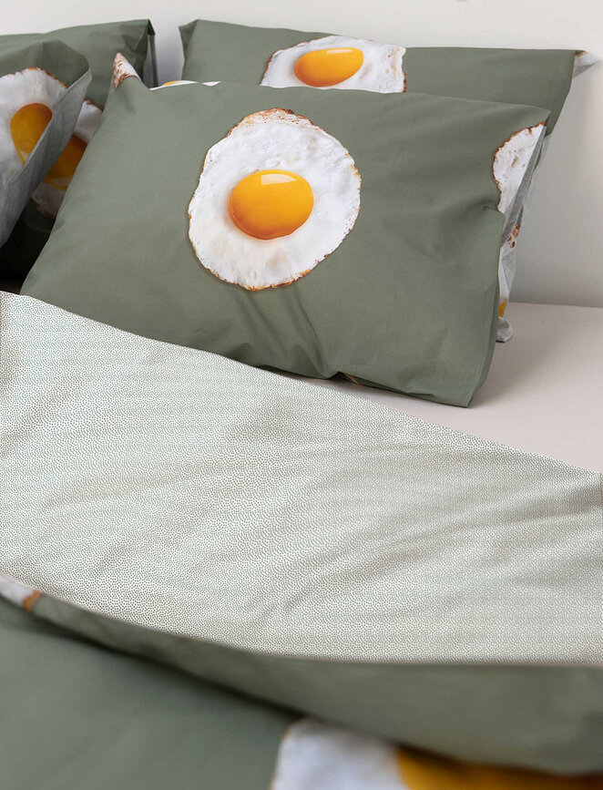Parure de lit Eggs 260 x 220 cm avec 2 taies d'oreiller 60 x 70 cm