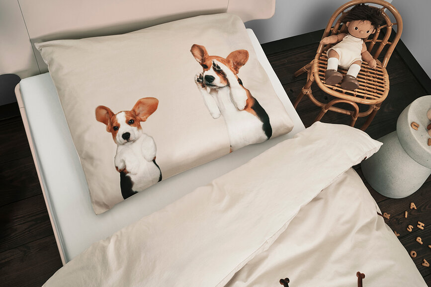 Parure de lit en flanelle Beagle Friends 200 x 200 cm avec 2 taies d'oreiller 60 x 70 cm