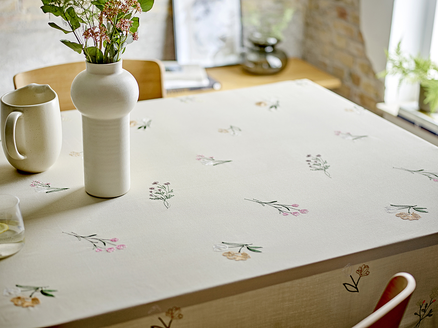 Charm Nappe 140 x 220 cm, beige