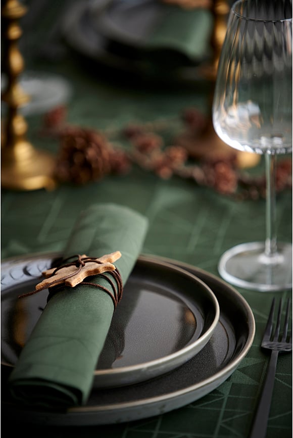 Christmas Star Stolnjak 180 cm crveni