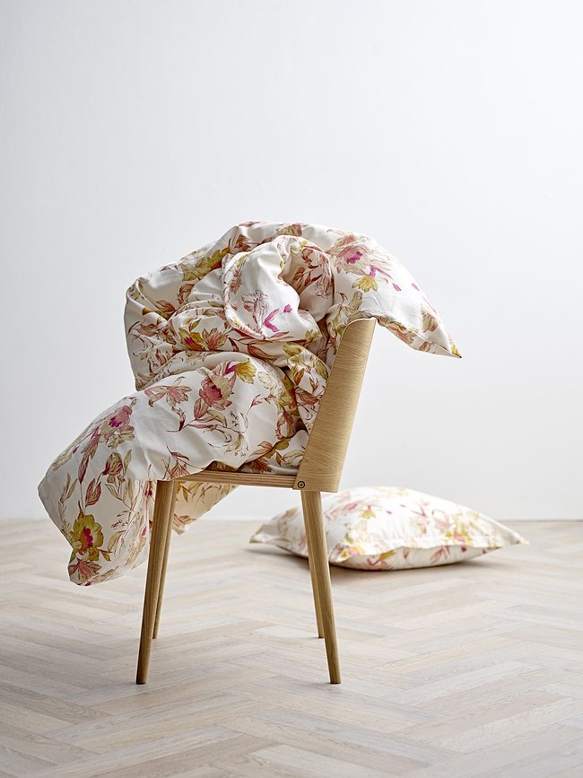 Flower Burst Posteljnina, opečnata, 135 x 200 cm, z prevleko za vzglavnik 80 x 80 cm