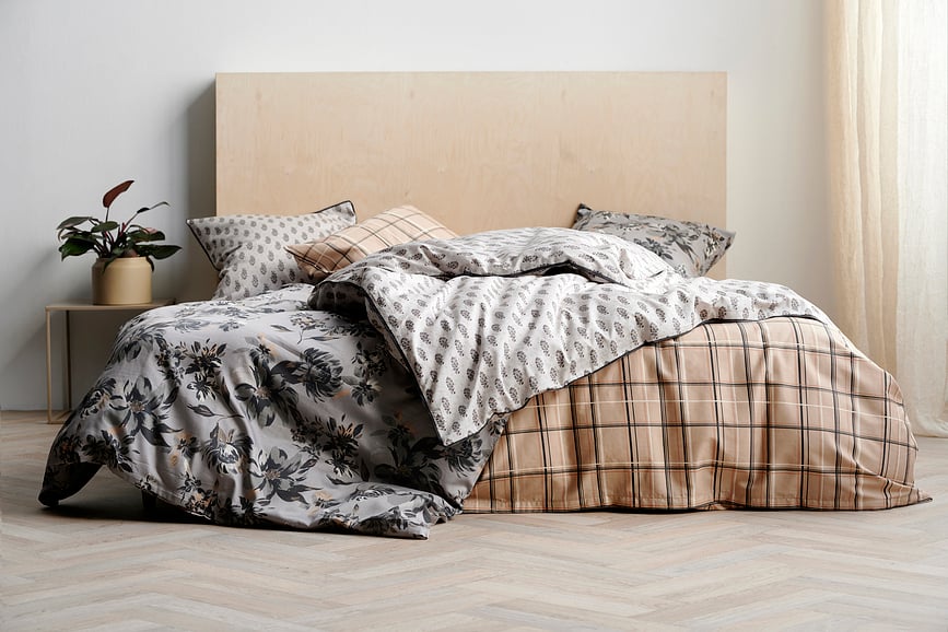 History Bloom Posteljina siva 135 x 200 cm Jastučnica 80 x 80 cm