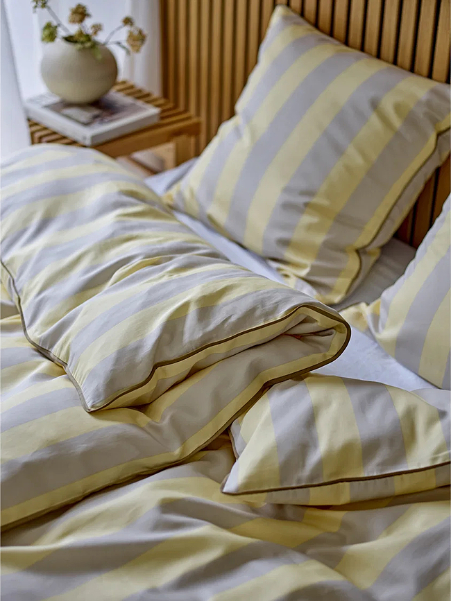 Lenjerie de pat Ray Linen 200 x 220 cm galbenă cu 2 fețe de pernă 60 x 63 cm