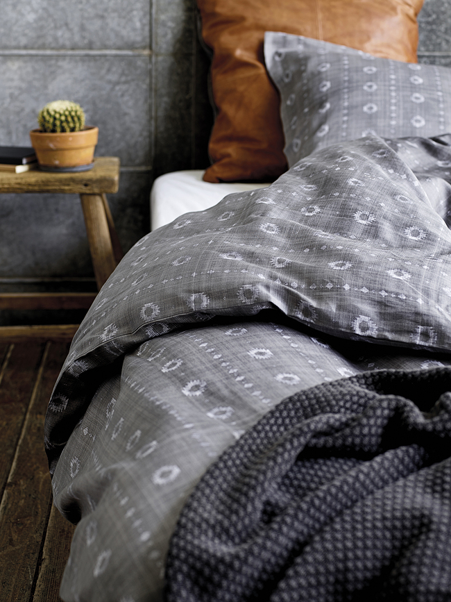 Lodge Coussin Décoratif 60 x 60 cm, noir et marron