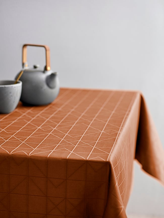 Refined Damask Prt, 140 x 370 cm, taupe