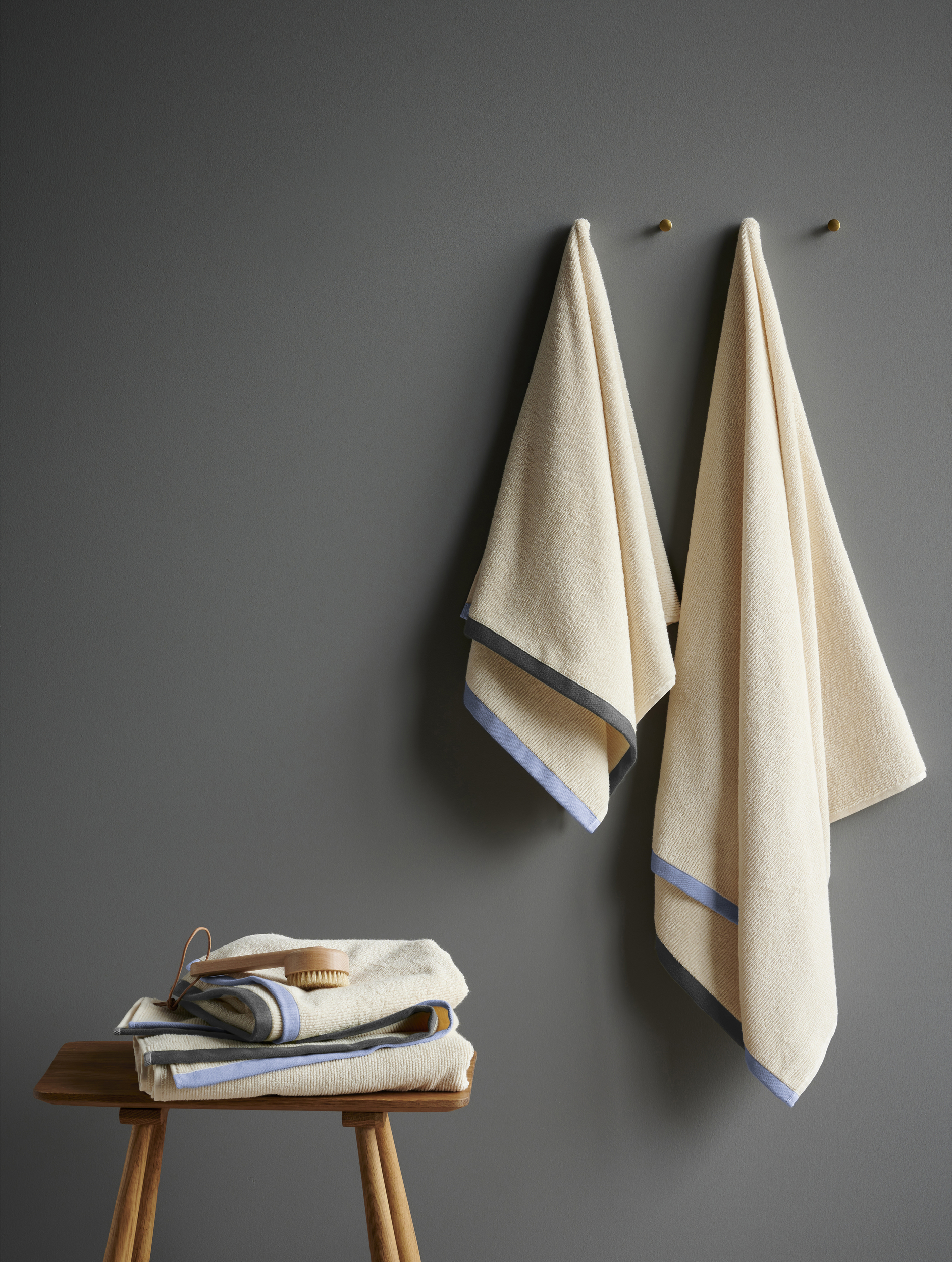 sodahl-rucnik-contrast-30-x-30-cm__136992_924edef-s2500x2500.jpg