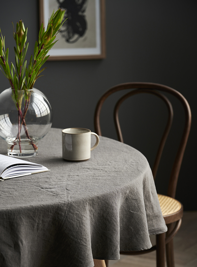 Staltiesė Pure Linen šalavijų žalios spalvos 160 cm