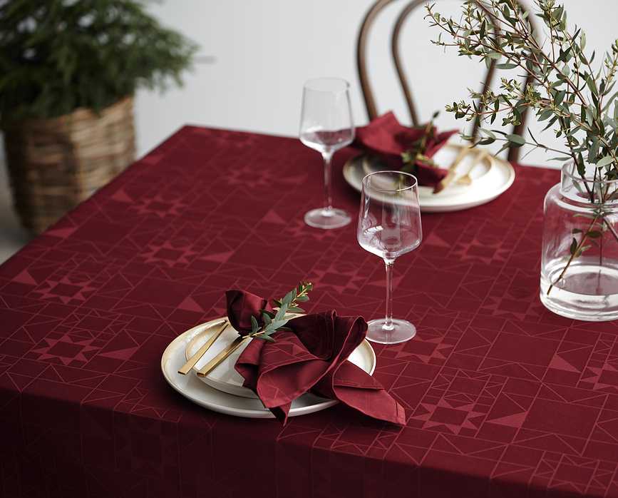 Star Damask Prt, 140 x 270 cm, rdeč