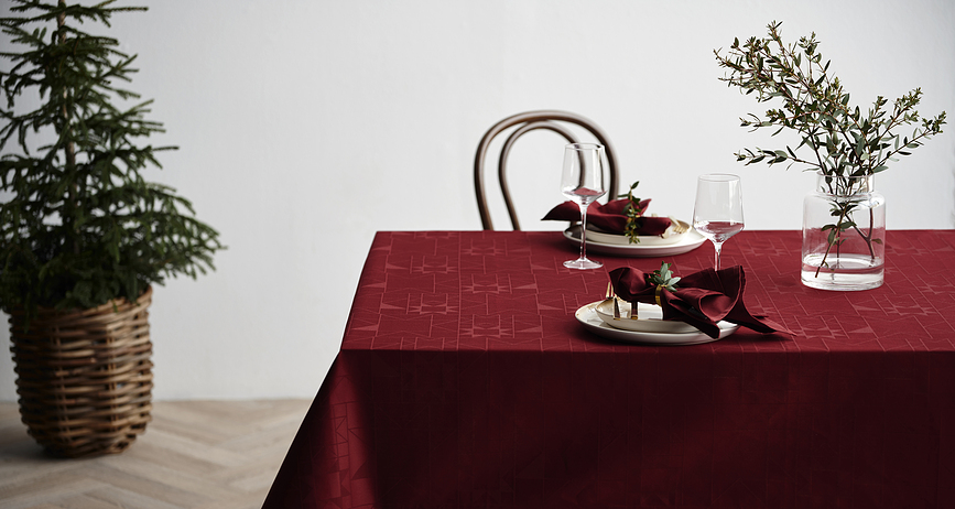 Star Damask Stolnjak 140 x 220 cm bež