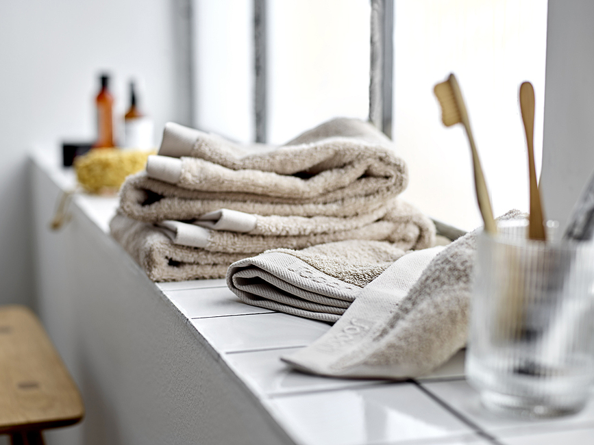 Toalla de algodón orgánico Comfort Organic II, 70 x 140 cm, gris claro