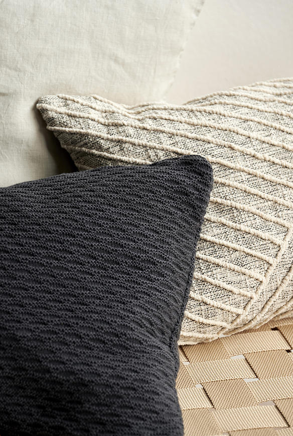 Wave Knit Μαξιλαροθήκη διακοσμητική, 40 x 60 cm, καραμελί