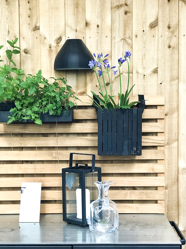 GrowON Pot Auto-Arrosant avec trous pour crochets de suspension, chêne foncé