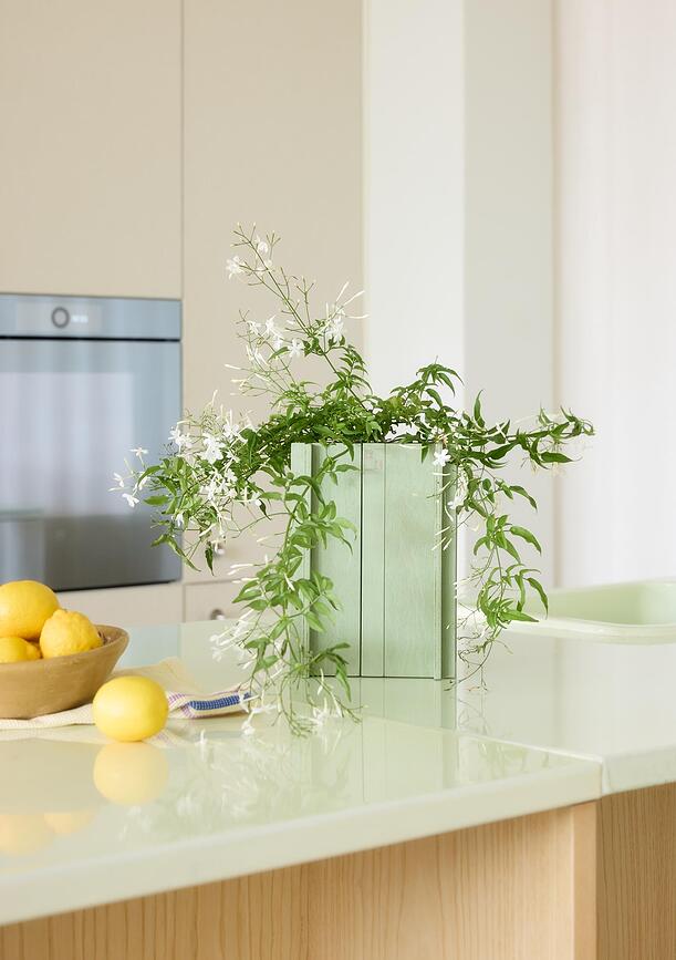 Maceta de autorriego BloomSMALL, verde claro