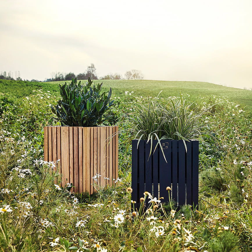 Maceta de autorriego GrowBIG, fresno negro