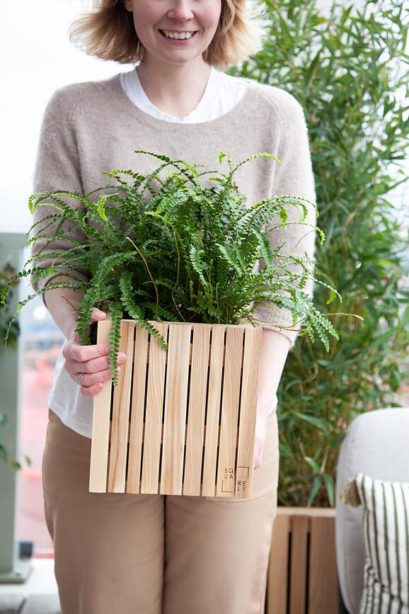 Maceta de autorriego GrowON, madera de fresno natural