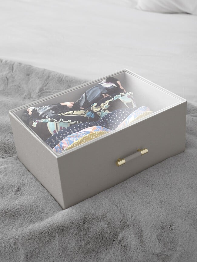 Caja organizadora Stackers Handled supersize, con tapa acrílica, topo