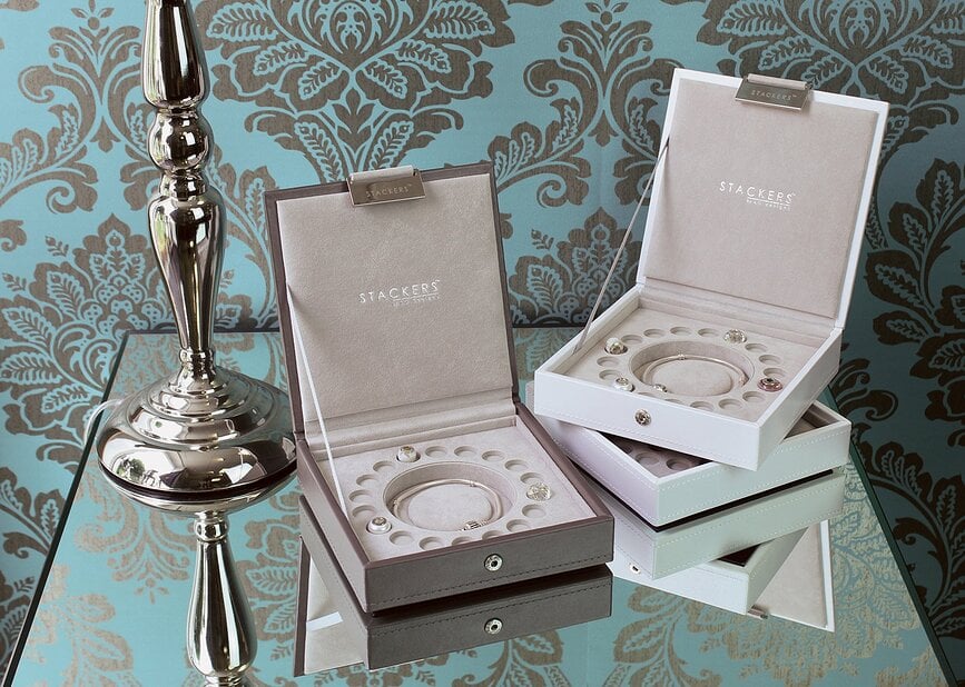 Joyero Stackers para pulseras y charms, marrón grisáceo