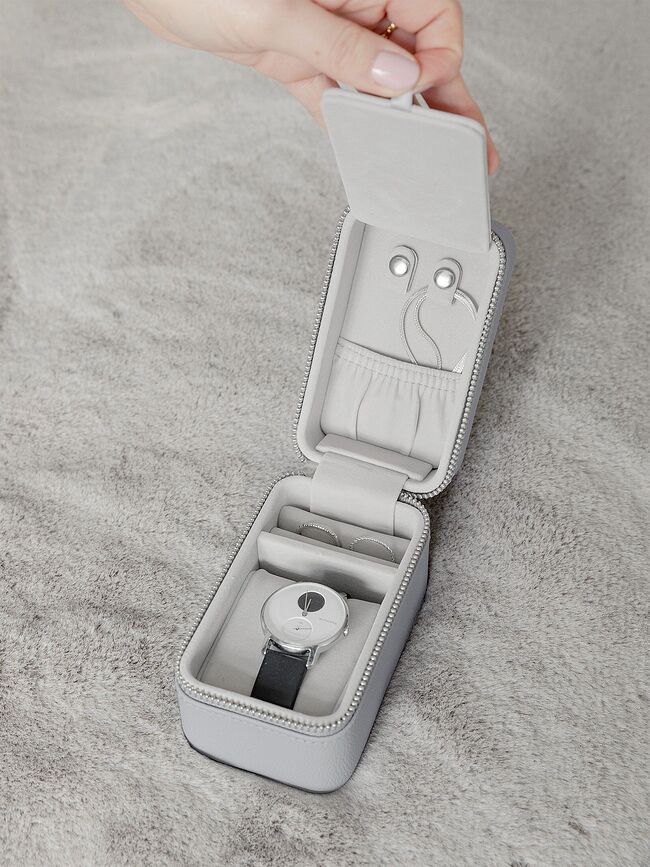 Estuche de viaje para joyas y reloj Stackers, gris piedra