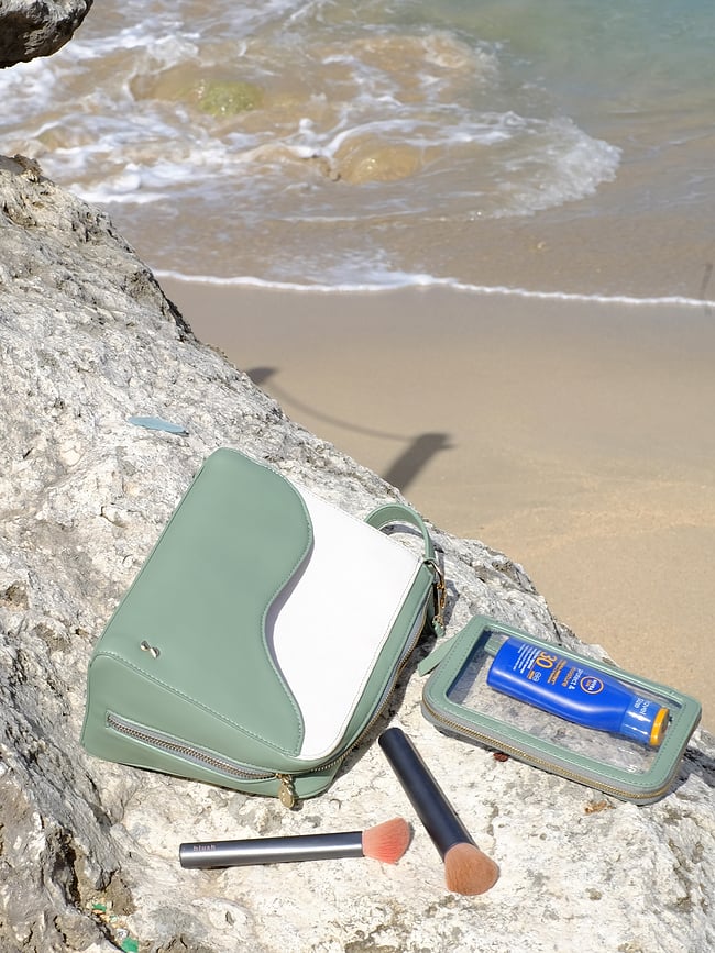 Neceseres con espejo Stackers Wave, crema y albaricoque