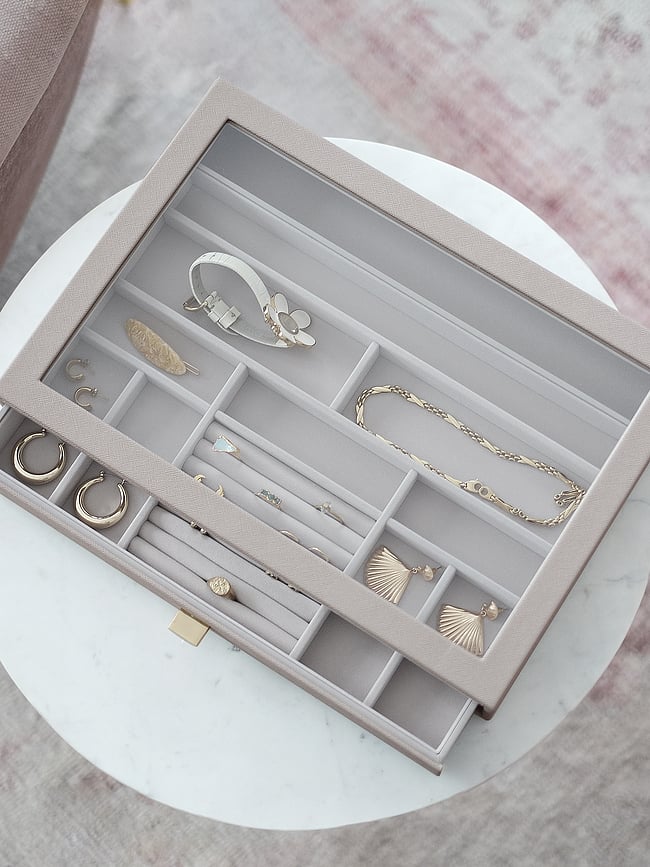 Joyero supersize Stackers, 16 compartimentos, con cajón y tapa de cristal, topo