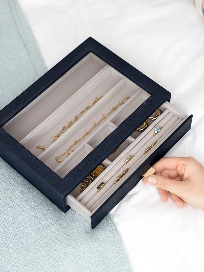 Joyero Stackers clásico, con tapa de cristal y cajón, 6 compartimentos, color topo