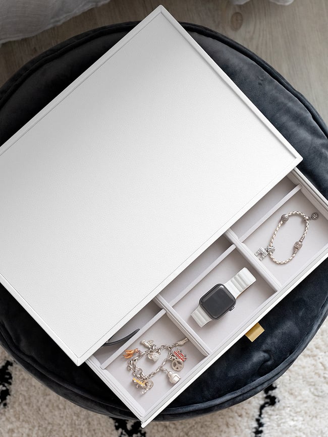 Joyero Stackers Supersize, con 9 compartimentos y cajón, topo