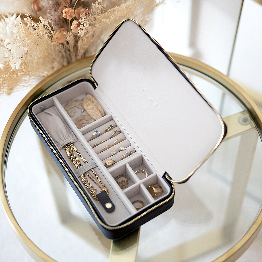 Stackers Boîte à Bijoux de Voyage avec emplacement pour colliers, beige clair