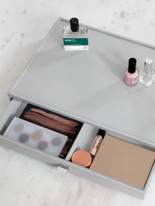 Stackers Pebble Cosmetics organiser supersize stone grey with drawer pitched