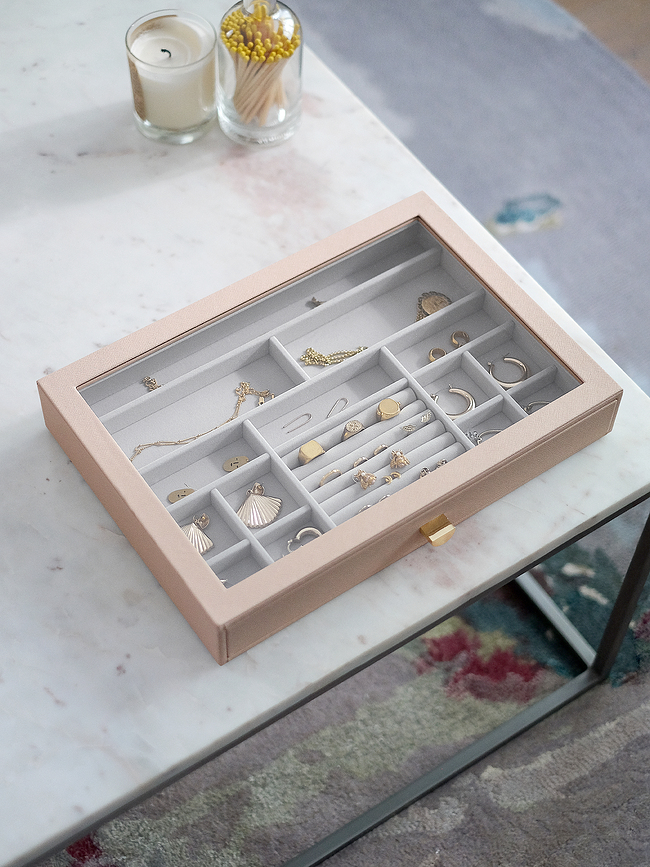 Stackers Jewellery box supersize 16 chamber taupe with drawer and glass lid