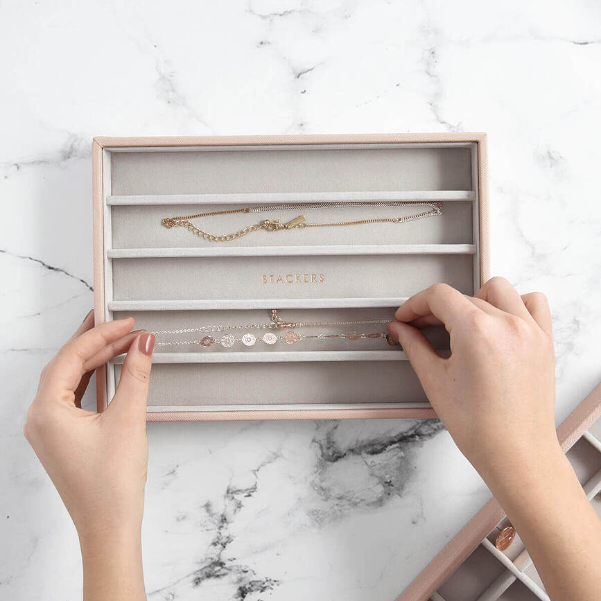 Stackers Kutija za Nakit classic s pet pretinaca baršunasta taupe