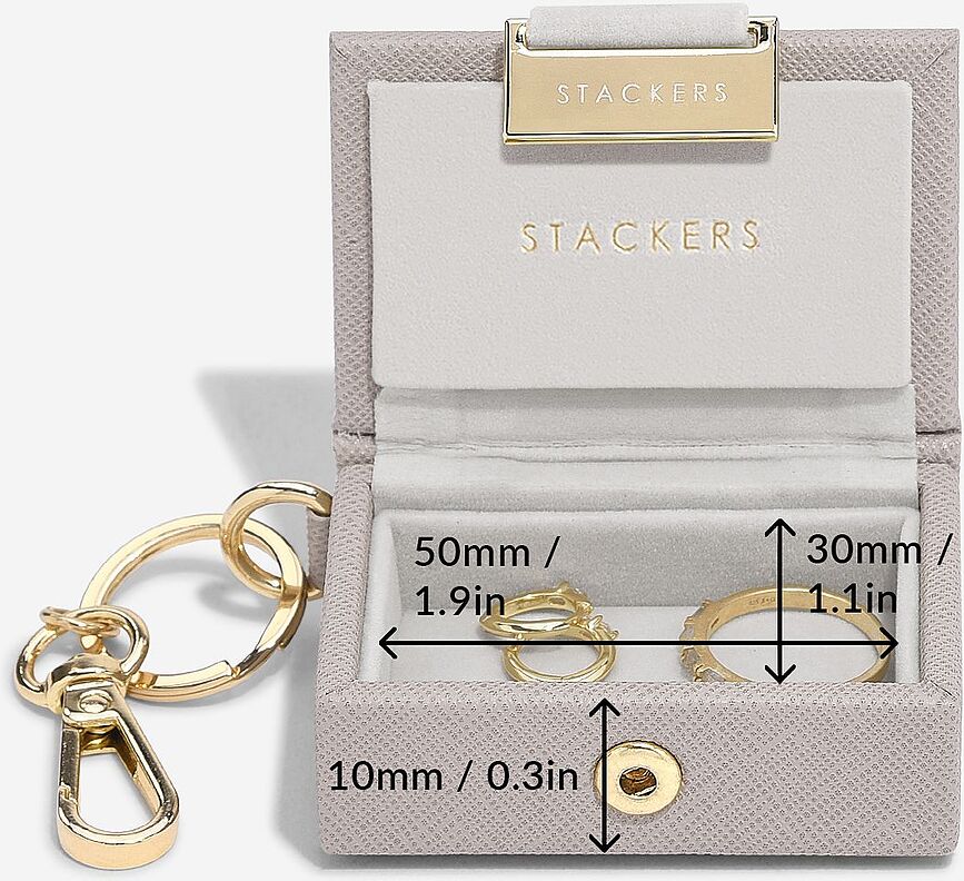 Stackers Nano in Cracker Key fob taupe present