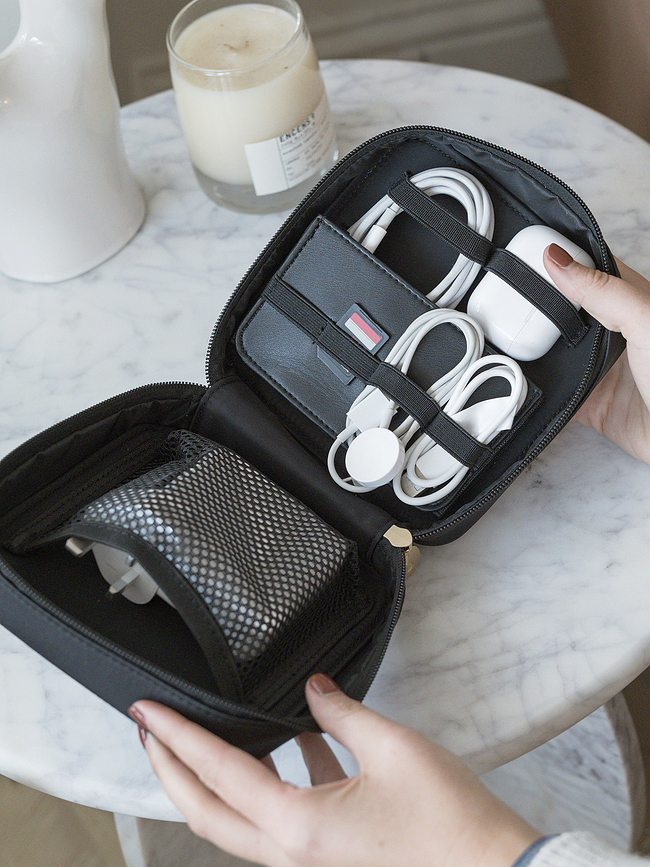 Stackers Étui pour chargeurs et écouteurs, nylon, gris-beige